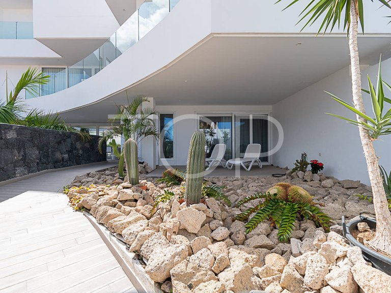 Apartment for Sale in Playa Del Duque, Tenerife 13