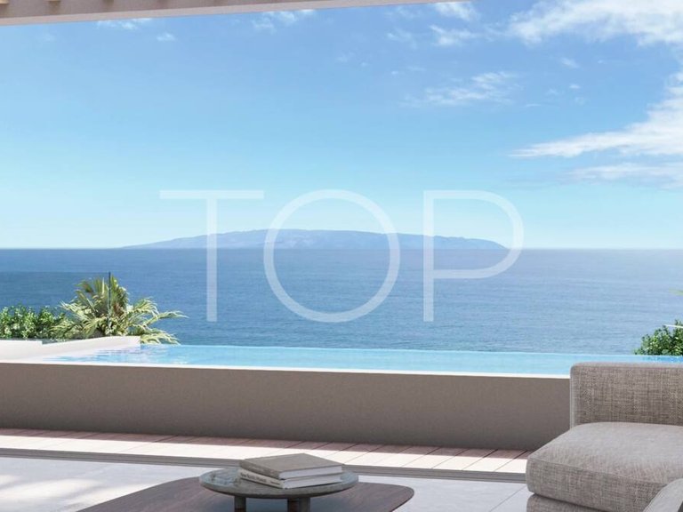 Town House for Sale in Callao Salvaje, Tenerife 1