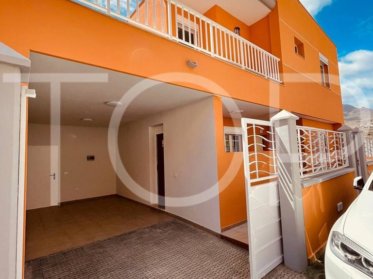 Villa for Sale in Los Cristianos, Tenerife 21