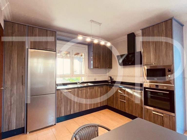 Villa for Sale in Los Cristianos, Tenerife 8