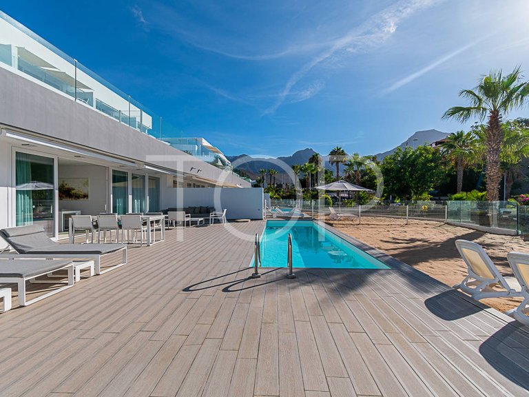 Apartment for Sale in Playa Del Duque, Tenerife 5