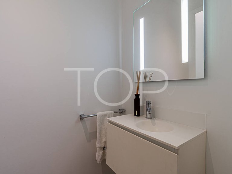 Apartment for Sale in Playa Del Duque, Tenerife 21