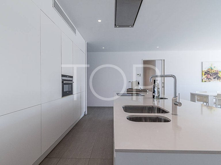 Apartment for Sale in Playa Del Duque, Tenerife 12