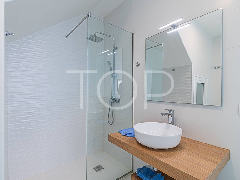 Town House for Sale in La Caleta, Tenerife 9