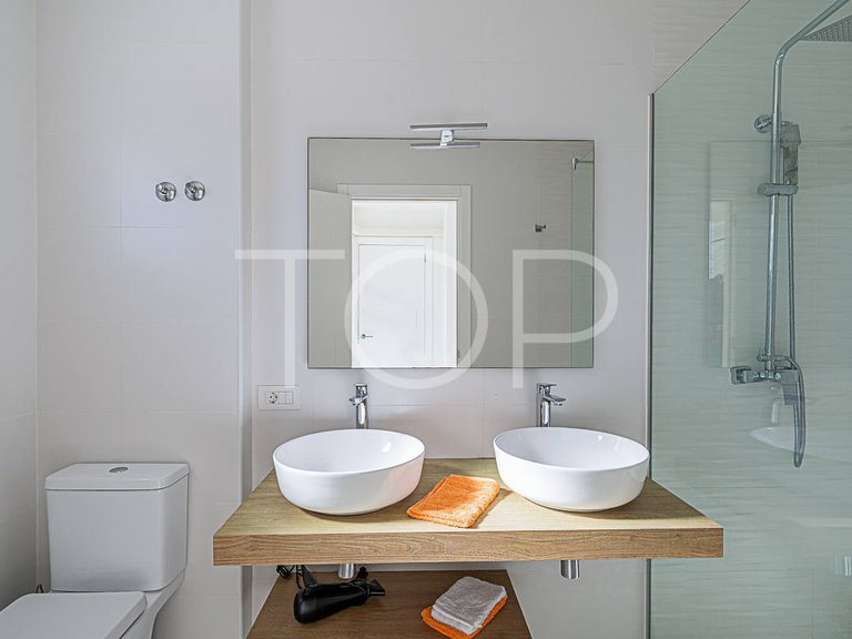 Town House for Sale in La Caleta, Tenerife 24