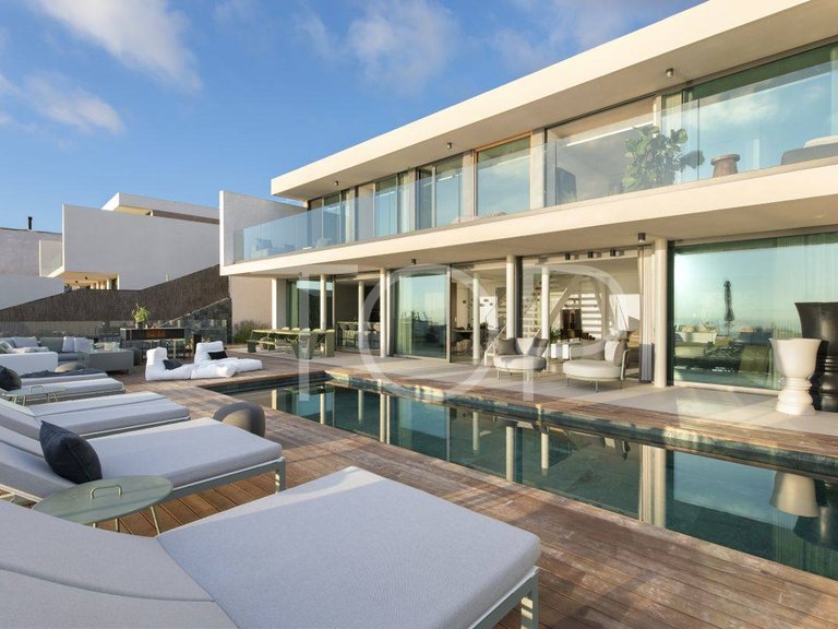 Villa for Sale in Roque Del Conde, Tenerife 3