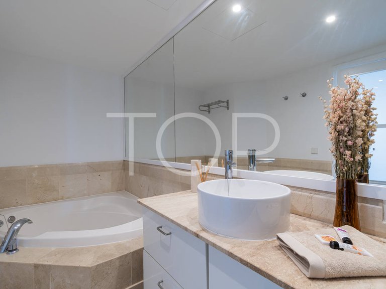 Apartment for Sale in Los Cristianos, Tenerife 14