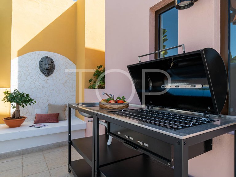 Apartment for Sale in Los Cristianos, Tenerife 2