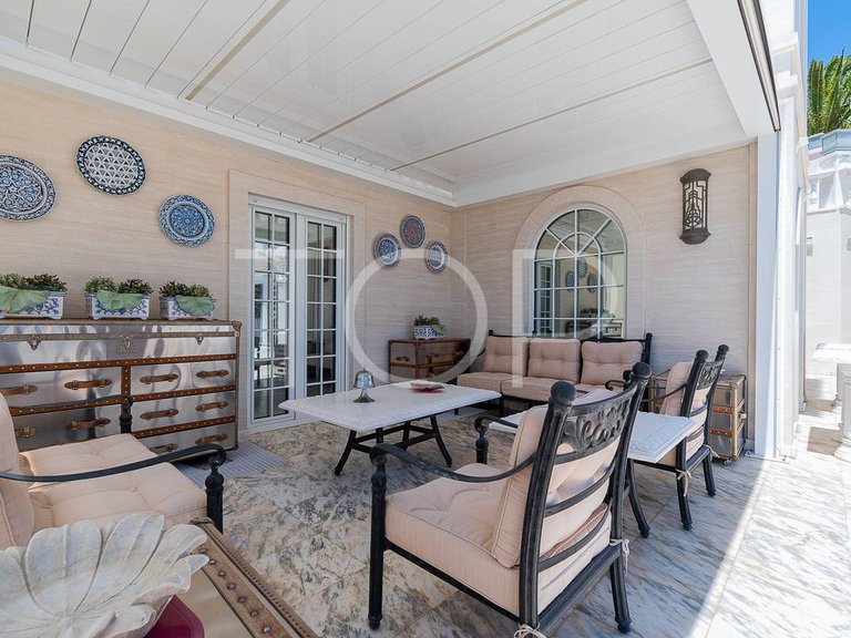 Villa for Sale in San Eugenio Alto, Tenerife 42