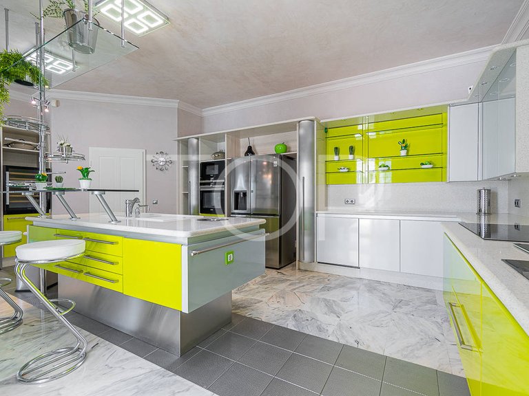 Villa for Sale in San Eugenio Alto, Tenerife 31