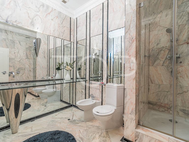 Villa for Sale in San Eugenio Alto, Tenerife 17