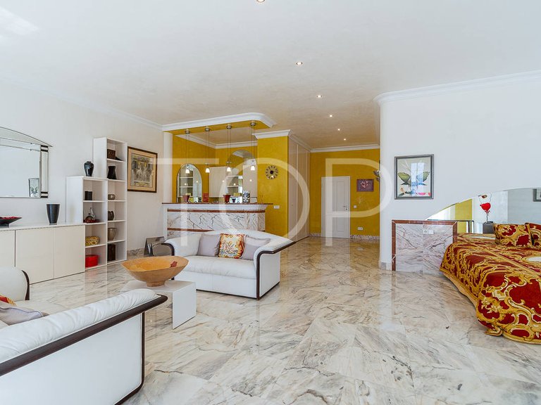 Villa for Sale in San Eugenio Alto, Tenerife 36