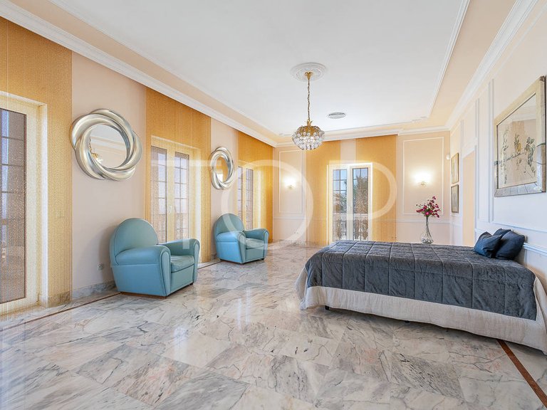 Villa for Sale in San Eugenio Alto, Tenerife 19