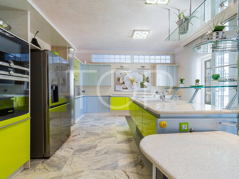 Villa for Sale in San Eugenio Alto, Tenerife 32