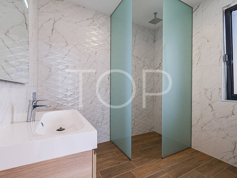 Villa for Sale in El Madroñal, Tenerife 13