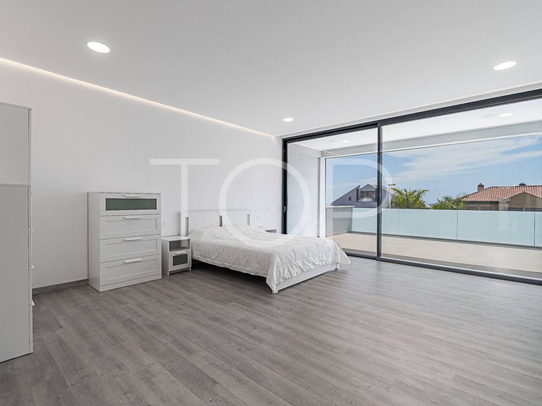 Villa for Sale in El Madroñal, Tenerife 15