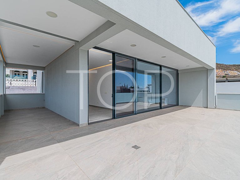 Villa for Sale in El Madroñal, Tenerife 21