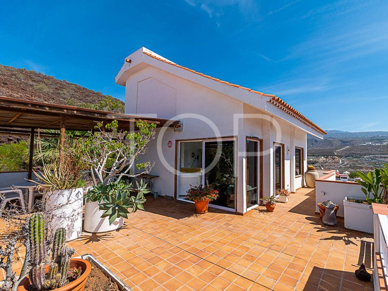 Apartment for Sale in Los Cristianos, Tenerife 4