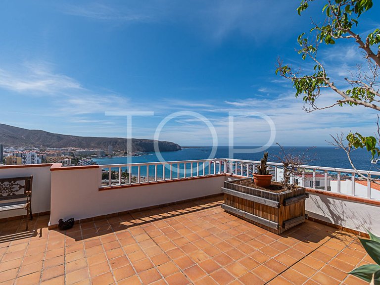 Apartment for Sale in Los Cristianos, Tenerife 2