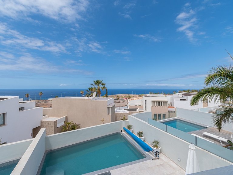 Town House for Sale in Golf Costa Adeje, Tenerife 19