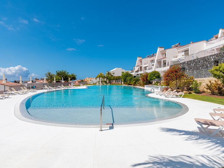 Apartment for Sale in La Caleta, Tenerife 2