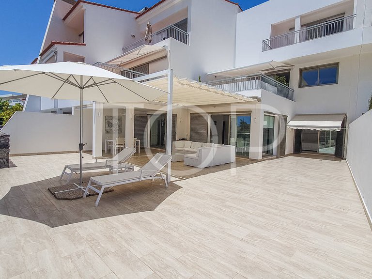 Apartment for Sale in La Caleta, Tenerife 1