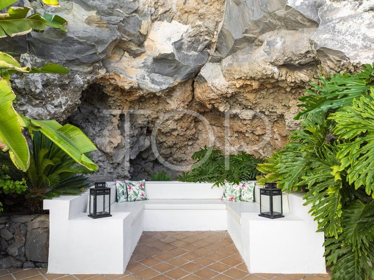Town House for Sale in Guía De Isora, Tenerife 9
