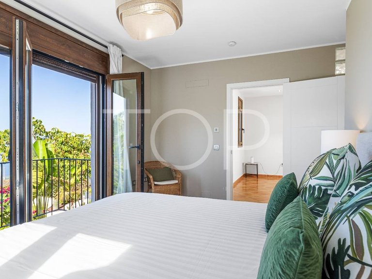 Town House for Sale in Guía De Isora, Tenerife 23