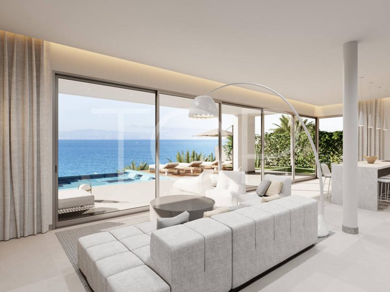 Villa for Sale in San Eugenio Alto, Tenerife 1