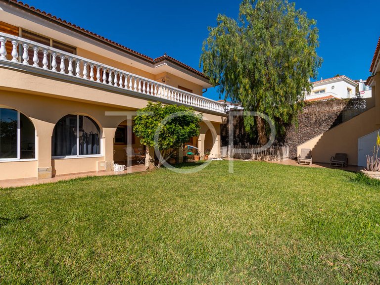Town House for Sale in Chayofa, Tenerife 2