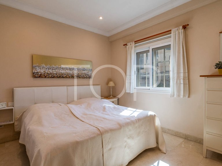 Apartment for Sale in Playa Del Duque, Tenerife 9