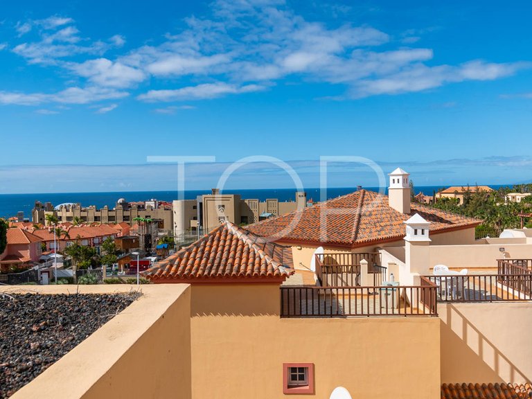 Apartment for Sale in Playa Del Duque, Tenerife 18