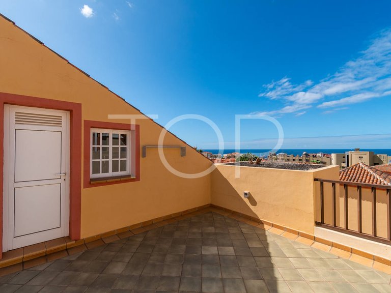 Apartment for Sale in Playa Del Duque, Tenerife 16