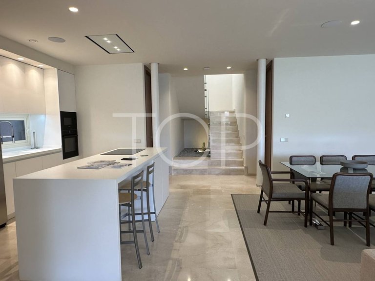 Villa for Sale in Playa De Las Américas, Tenerife 10
