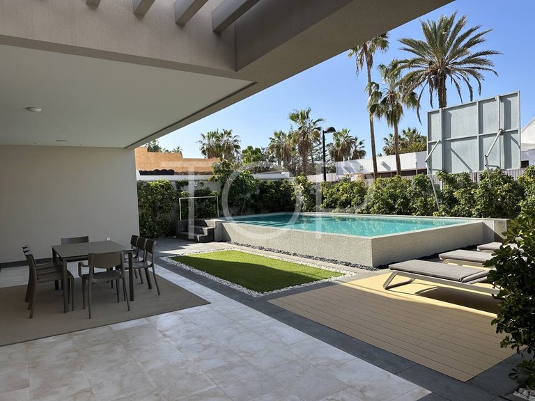 Villa for Sale in Playa De Las Américas, Tenerife 1