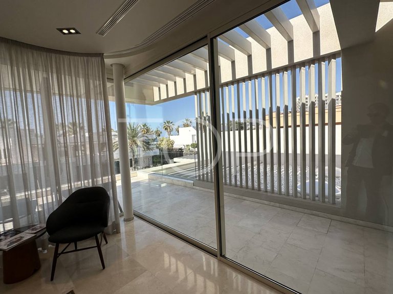 Villa for Sale in Playa De Las Américas, Tenerife 11