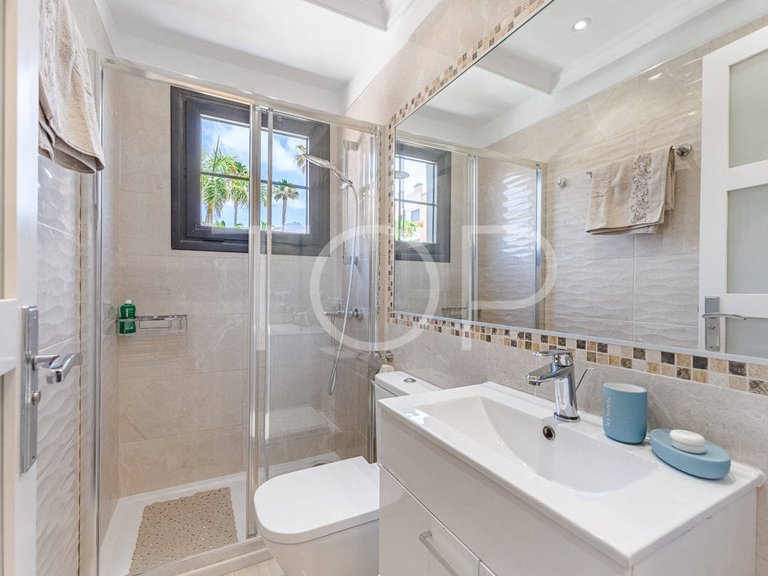 Town House for Sale in La Caleta, Tenerife 19