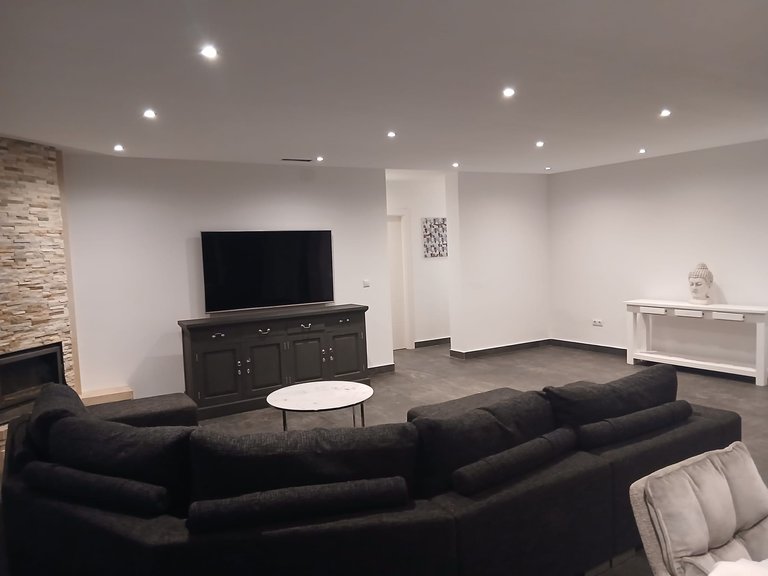Villa for Sale in Lomas De Cabo Roig, Alicante, 24