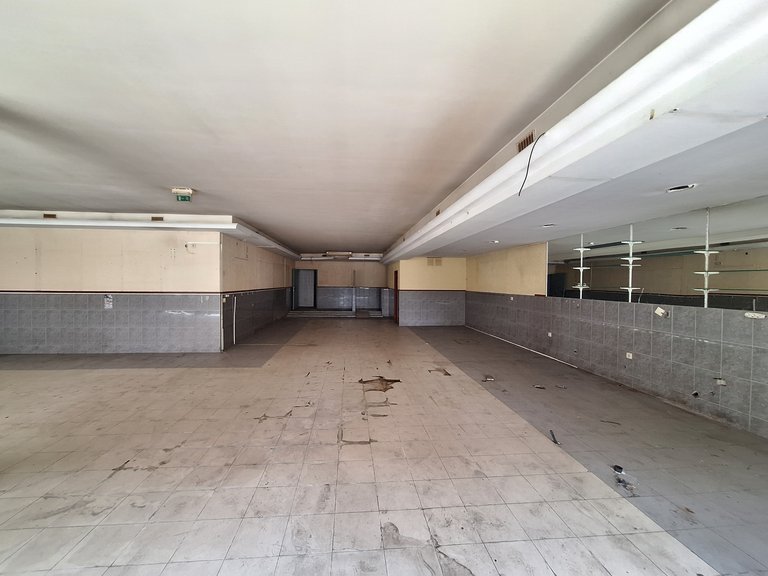 Commercial for Sale in Campanhã, Porto 5