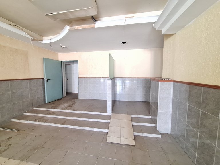 Commercial for Sale in Campanhã, Porto 15