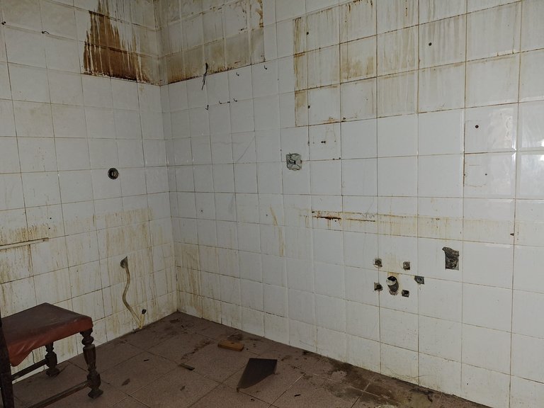 Commercial for Sale in Campanhã, Porto 16