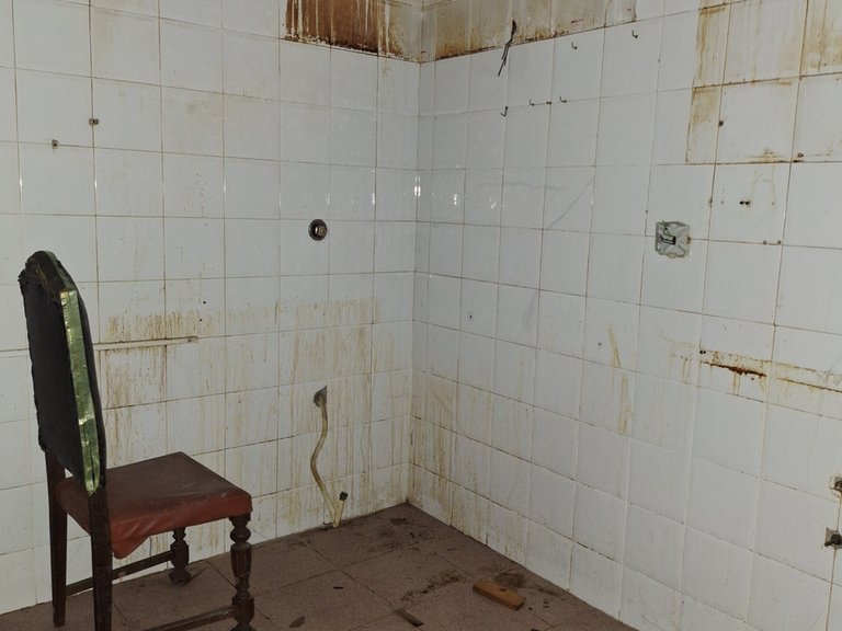 Commercial for Sale in Campanhã, Porto 18