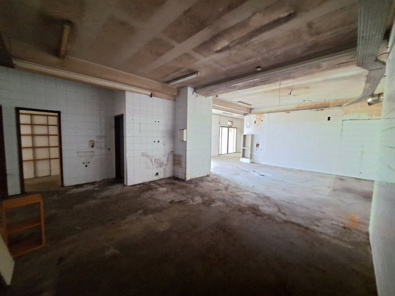 Commercial for Sale in Campanhã, Porto 21