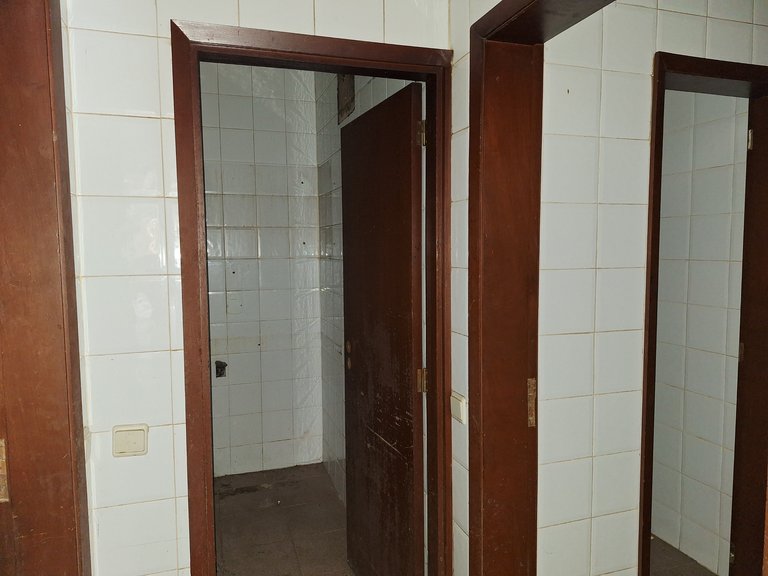 Commercial for Sale in Campanhã, Porto 24