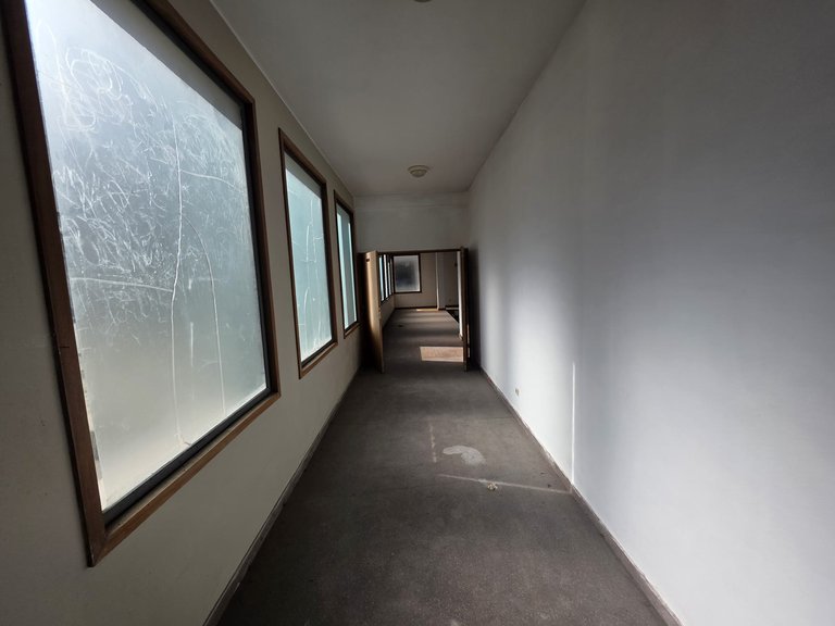 Commercial for Sale in Campanhã, Porto 19