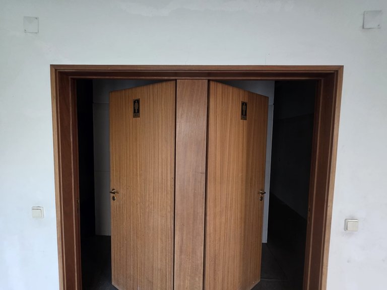 Commercial for Sale in Campanhã, Porto 20