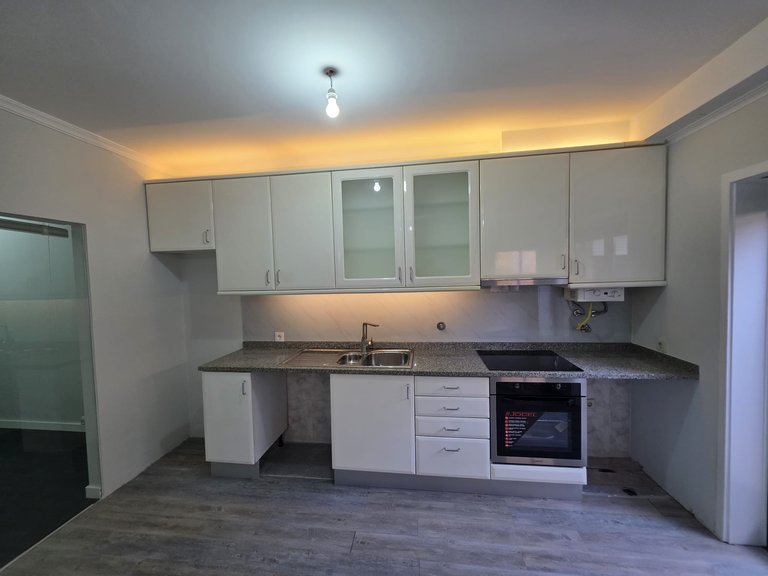 Apartment for Sale in Matosinhos, Porto 9