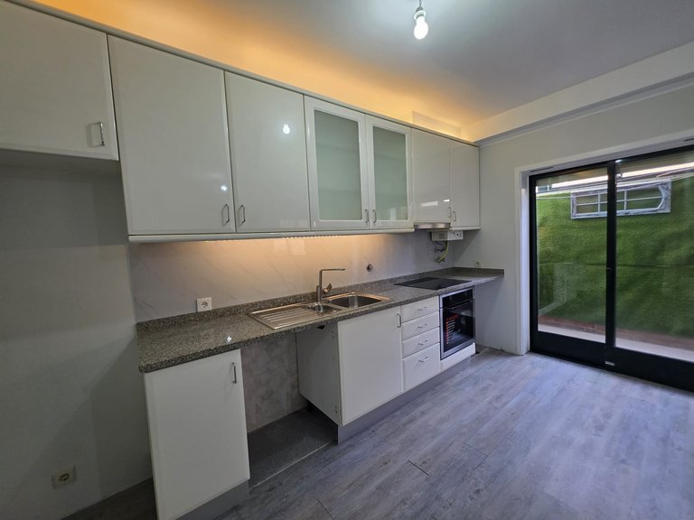 Apartment for Sale in Matosinhos, Porto 8