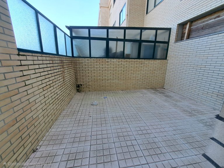 Commercial for Sale in Madalena, Porto 13