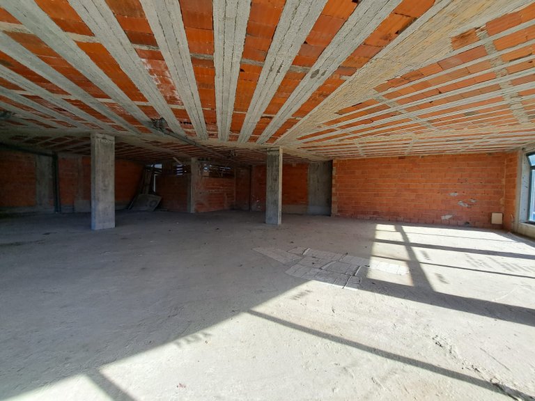 Commercial for Sale in Madalena, Porto 9